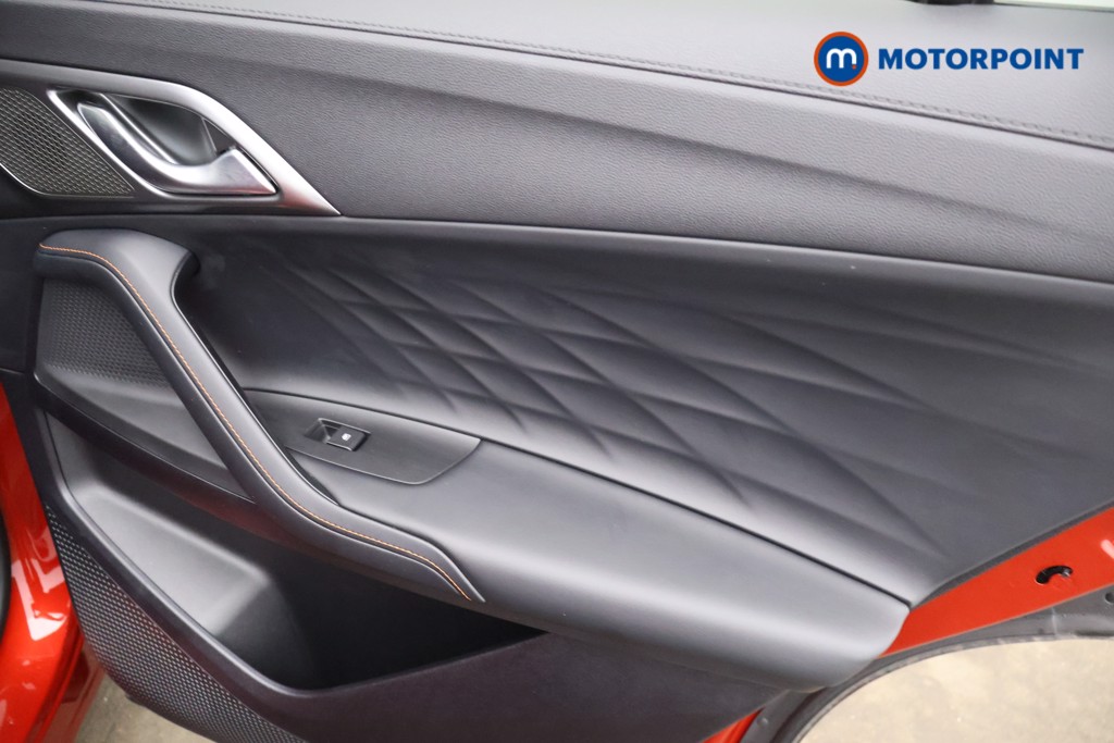 Mg Motor Uk HS Trophy Automatic Petrol-Electric Hybrid SUV - Stock Number (1616785) - 16th supplementary image