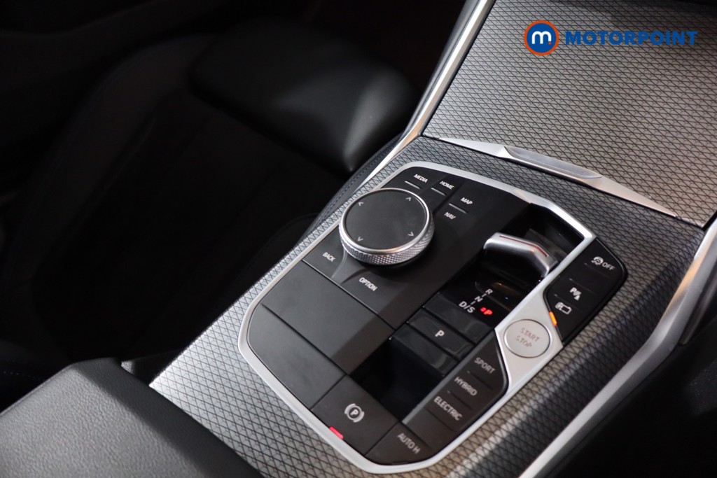 BMW 3 Series M Sport Automatic Petrol Plug-In Hybrid Saloon - Stock Number (1617096) - 21st supplementary image