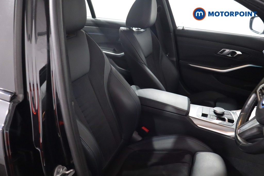 BMW 3 Series M Sport Automatic Petrol Plug-In Hybrid Saloon - Stock Number (1617096) - 23rd supplementary image