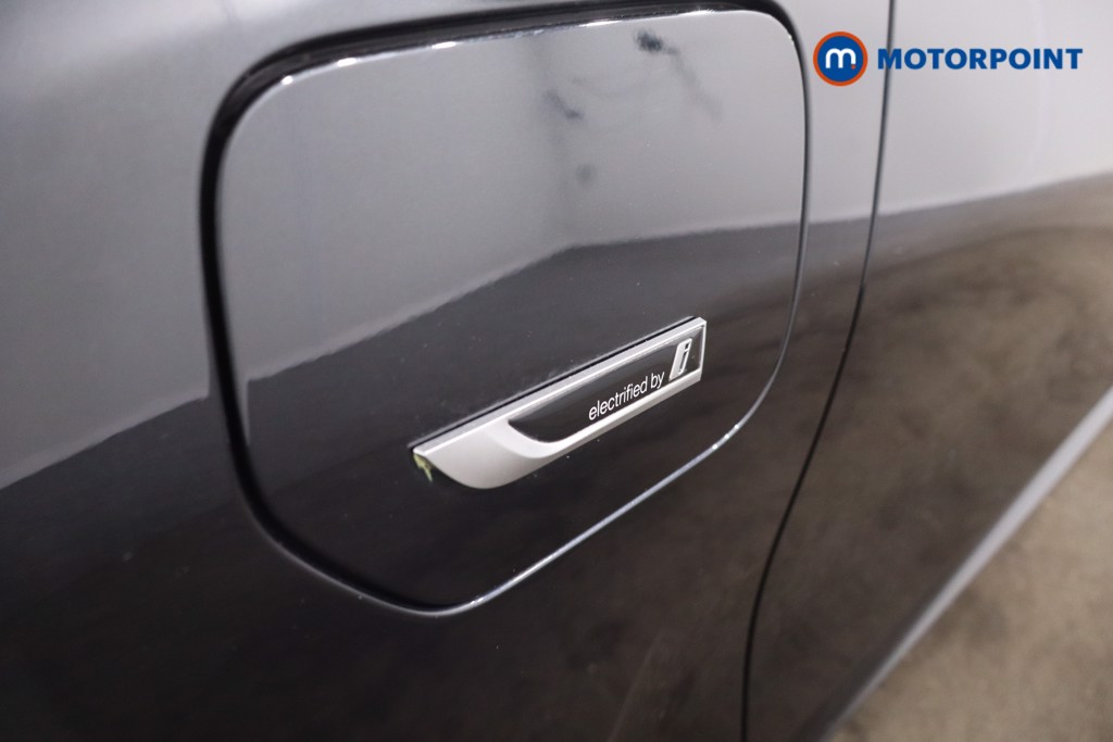 BMW 3 Series M Sport Automatic Petrol Plug-In Hybrid Saloon - Stock Number (1617096) - 30th supplementary image