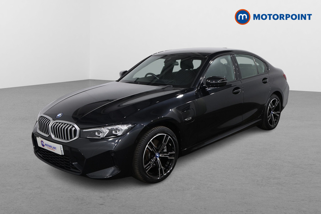 BMW 3 Series M Sport Automatic Petrol Plug-In Hybrid Saloon - Stock Number (1617096) - Passenger side front corner