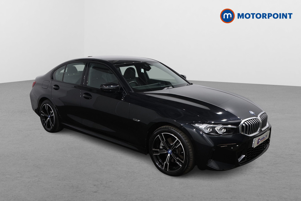 BMW 3 Series M Sport Automatic Petrol Plug-In Hybrid Saloon - Stock Number (1617096) - Drivers side front corner