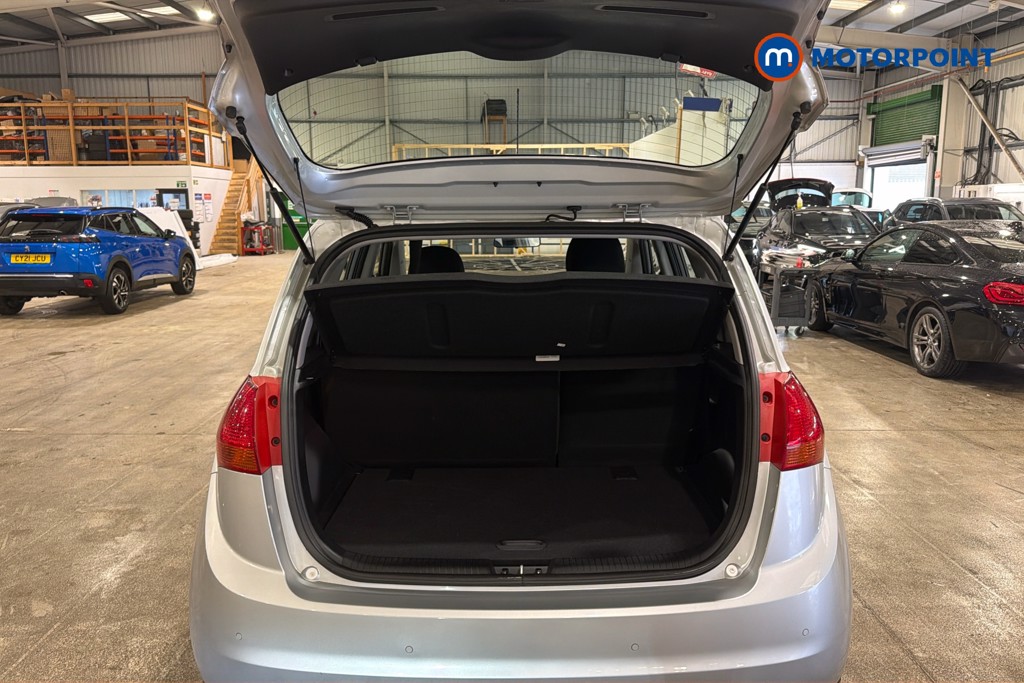 KIA Venga 2 Automatic Petrol People Carrier - Stock Number (1620553) - 33rd supplementary image