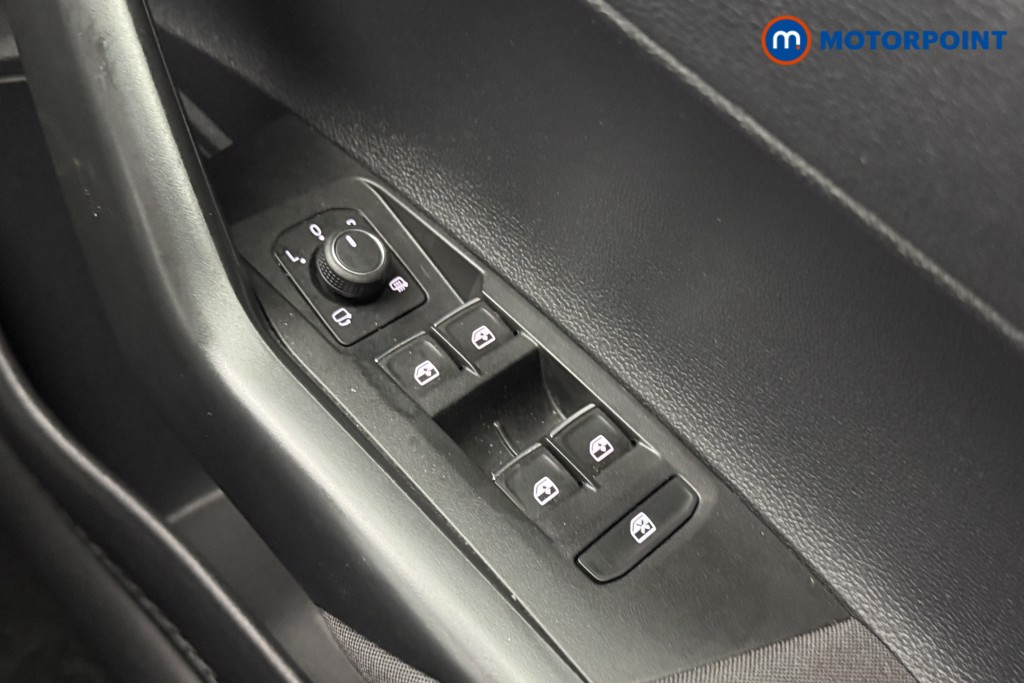 Volkswagen Polo R-Line Automatic Petrol Hatchback - Stock Number (1620698) - 10th supplementary image