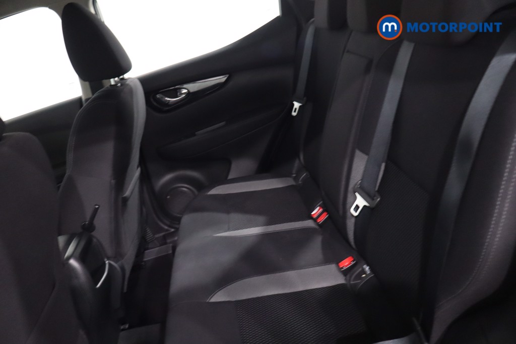 Nissan Qashqai Acenta Premium Automatic Diesel SUV - Stock Number (1621452) - 5th supplementary image
