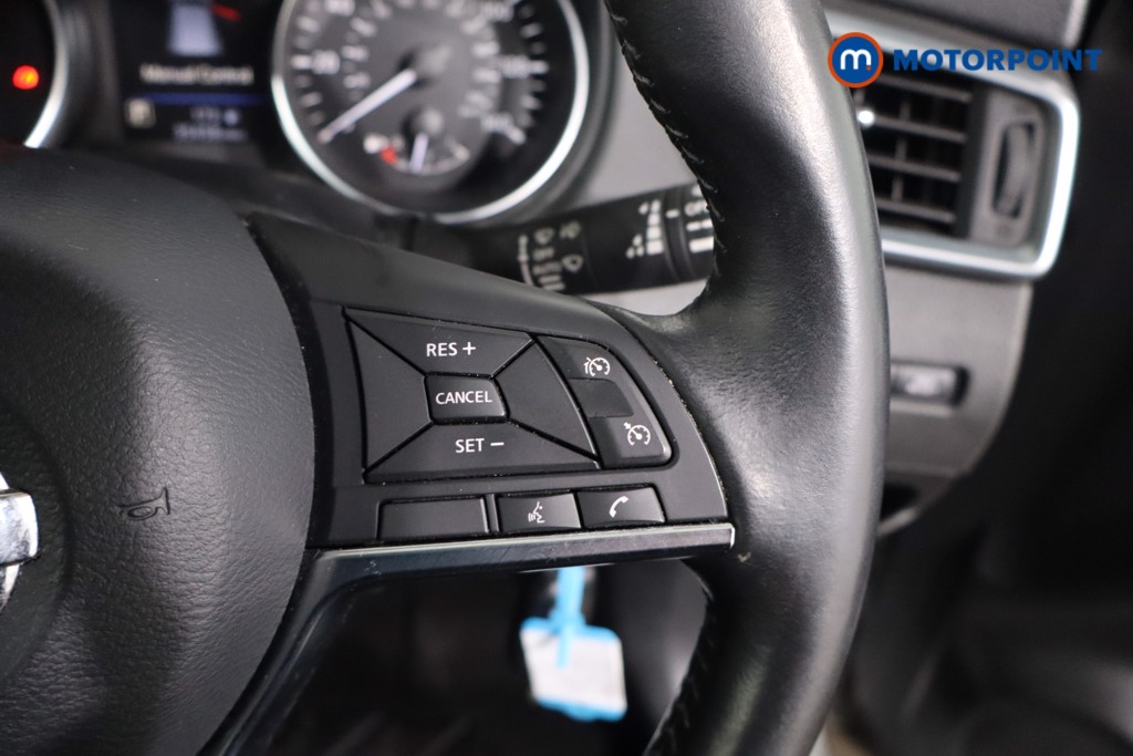 Nissan Qashqai Acenta Premium Automatic Diesel SUV - Stock Number (1621452) - 8th supplementary image