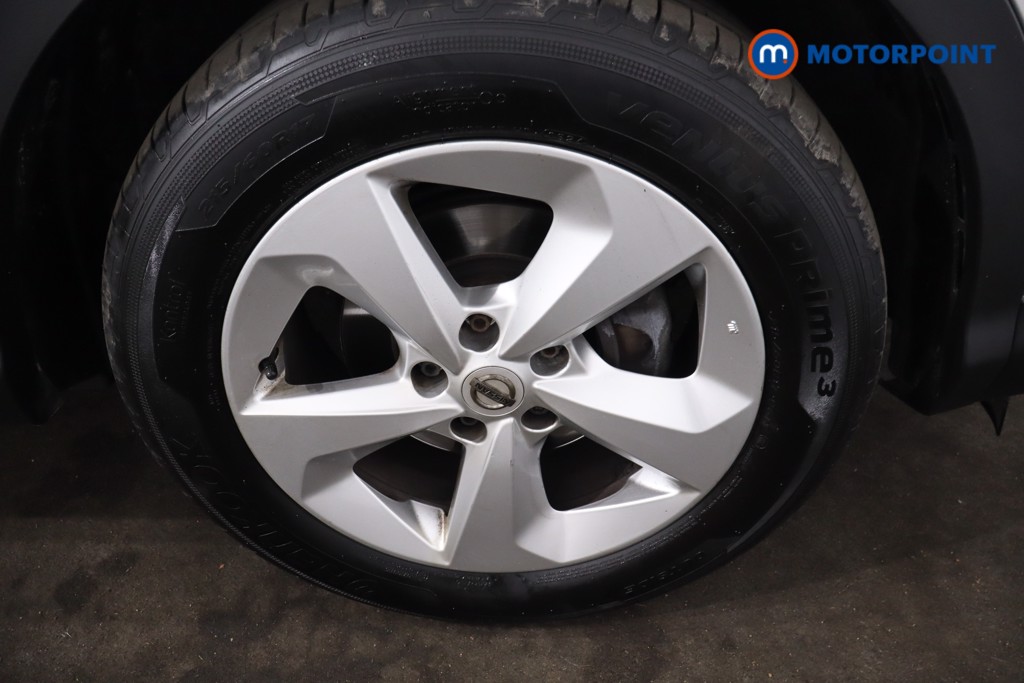 Nissan Qashqai Acenta Premium Automatic Diesel SUV - Stock Number (1621452) - 9th supplementary image