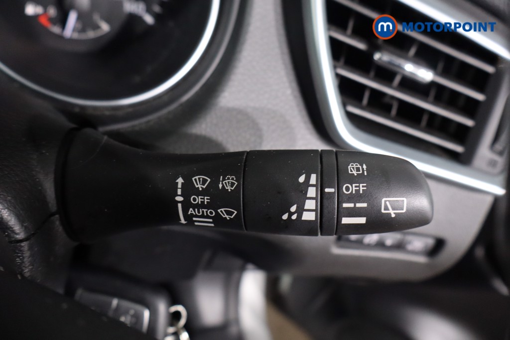 Nissan Qashqai Acenta Premium Automatic Diesel SUV - Stock Number (1621452) - 15th supplementary image