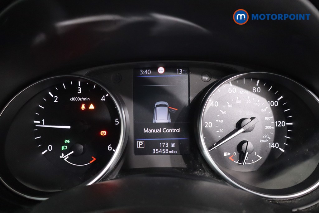 Nissan Qashqai Acenta Premium Automatic Diesel SUV - Stock Number (1621452) - 16th supplementary image