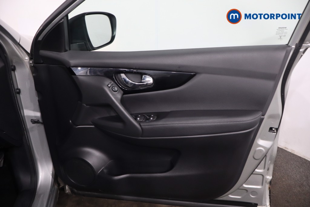 Nissan Qashqai Acenta Premium Automatic Diesel SUV - Stock Number (1621452) - 23rd supplementary image