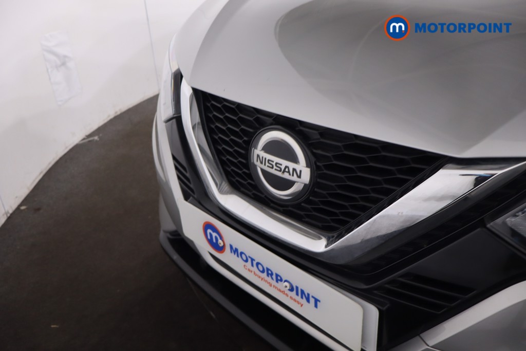 Nissan Qashqai Acenta Premium Automatic Diesel SUV - Stock Number (1621452) - 28th supplementary image