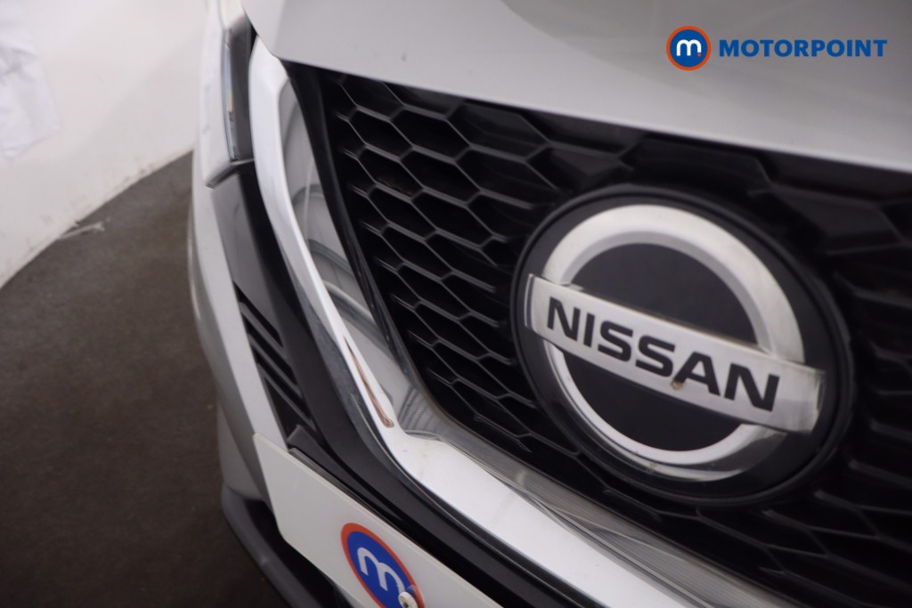 Nissan Qashqai Acenta Premium Automatic Diesel SUV - Stock Number (1621452) - 29th supplementary image