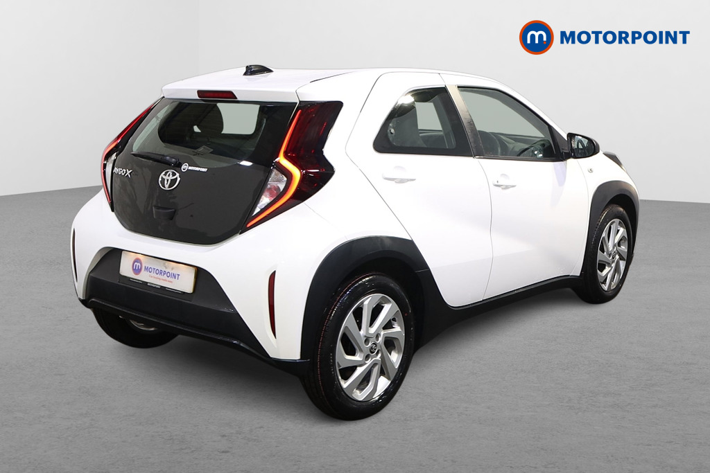 Toyota Aygo X Pure Manual Petrol Hatchback - Stock Number (1621660) - Drivers side rear corner