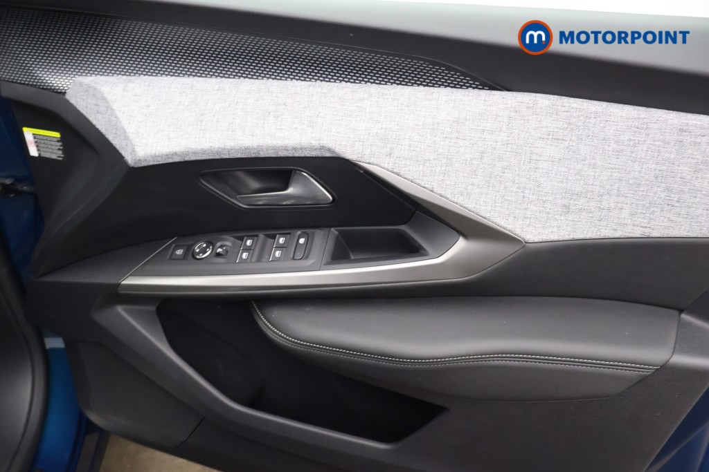 Peugeot 3008 GT Automatic Petrol SUV - Stock Number (1622655) - 11th supplementary image
