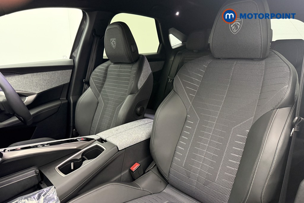 Peugeot 3008 GT Automatic Petrol SUV - Stock Number (1622689) - 7th supplementary image