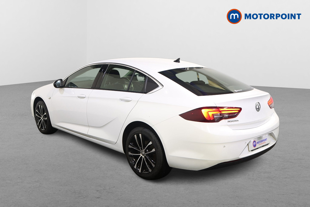 Vauxhall Insignia Design Manual Diesel Hatchback - Stock Number (1622853) - Passenger side rear corner