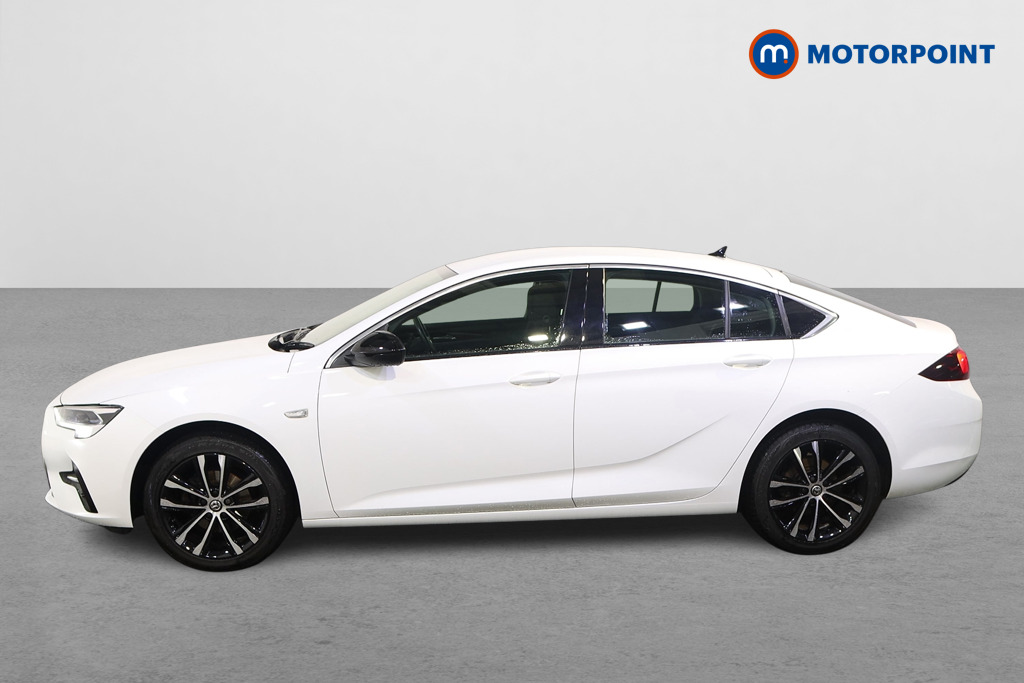 Vauxhall Insignia Design Manual Diesel Hatchback - Stock Number (1622853) - Passenger side