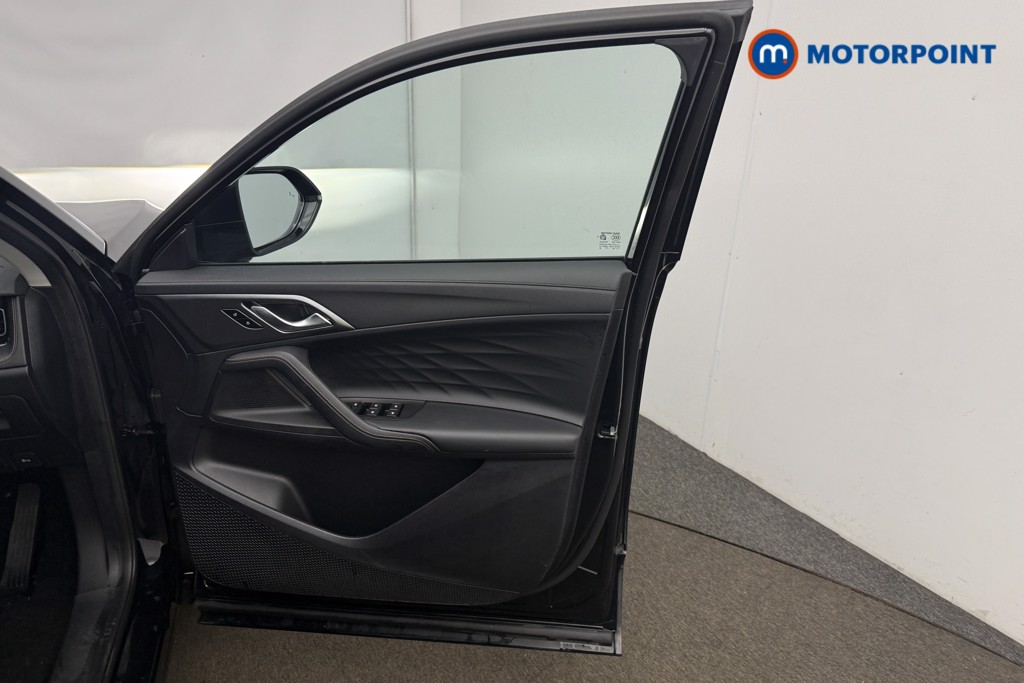 Mg Motor Uk HS SE Automatic Petrol-Electric Hybrid SUV - Stock Number (1622955) - 17th supplementary image