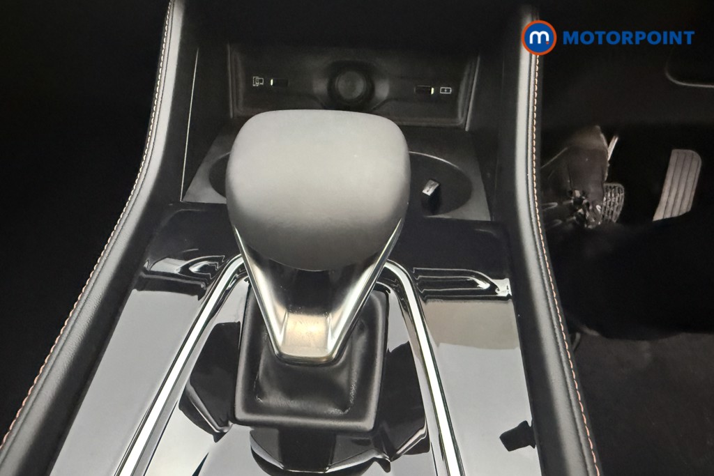 Mg Motor Uk HS SE Automatic Petrol-Electric Hybrid SUV - Stock Number (1622955) - 23rd supplementary image