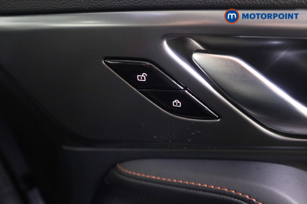 Mg Motor Uk HS SE Automatic Petrol-Electric Hybrid SUV - Stock Number (1623053) - 12th supplementary image