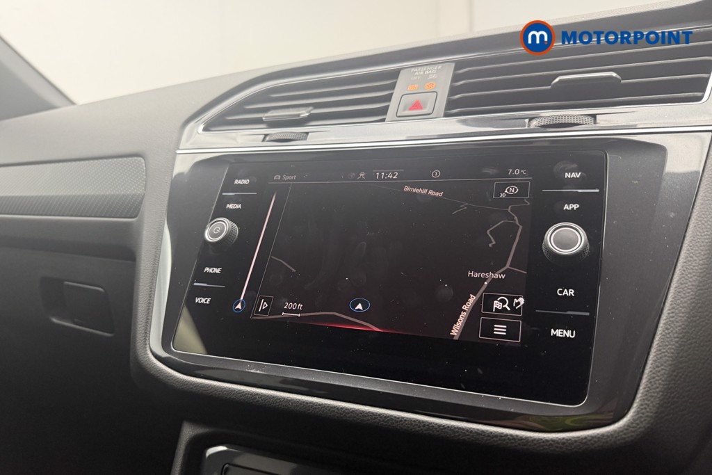 Volkswagen Tiguan Allspace R-Line Automatic Petrol SUV - Stock Number (1624371) - 13th supplementary image