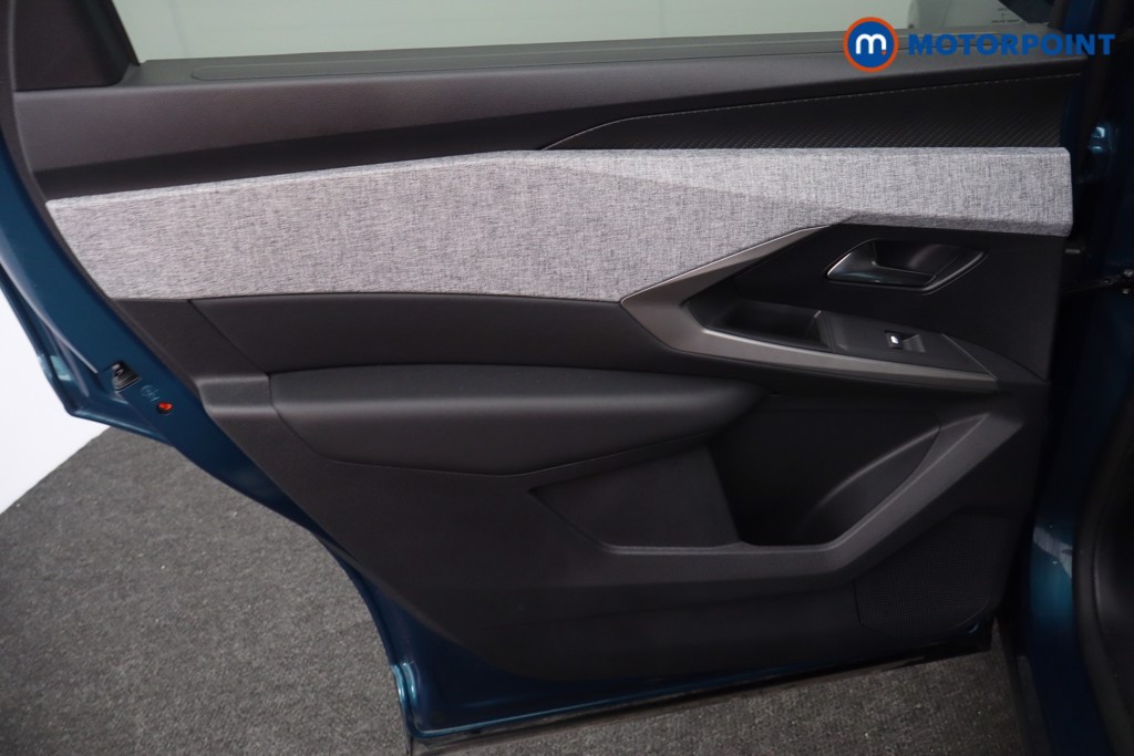 Peugeot 5008 Allure Automatic Petrol SUV - Stock Number (1624715) - 23rd supplementary image