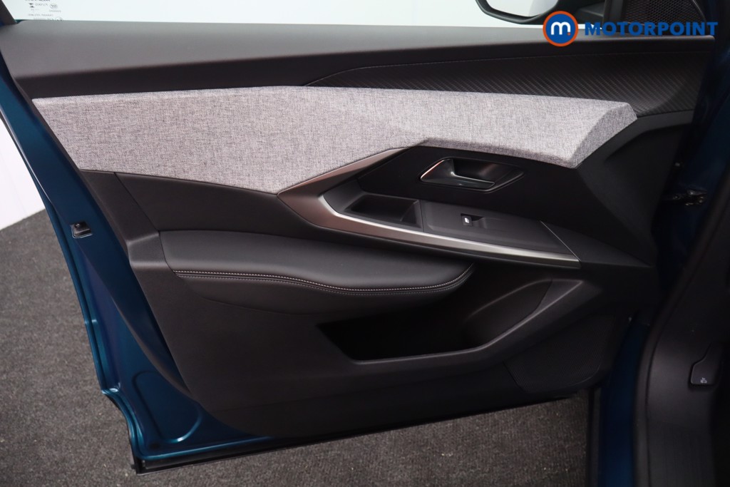 Peugeot 5008 Allure Automatic Petrol SUV - Stock Number (1624715) - 24th supplementary image