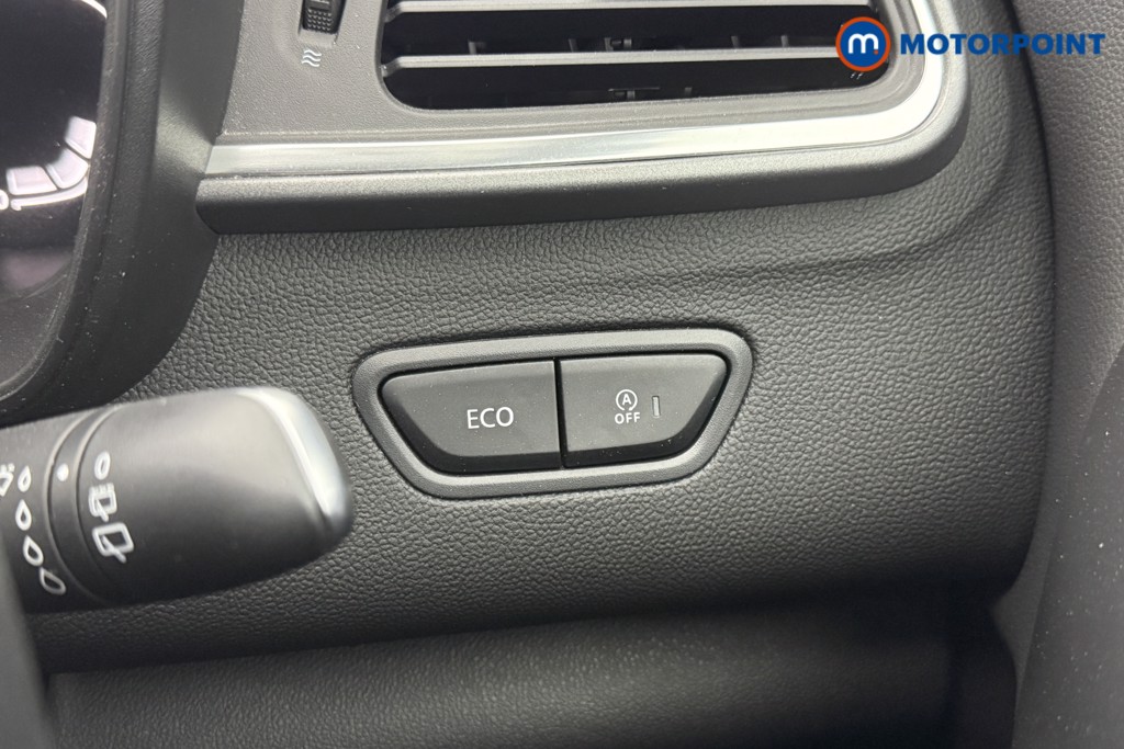 Renault Kadjar Dynamique Nav Manual Petrol SUV - Stock Number (1625317) - 9th supplementary image