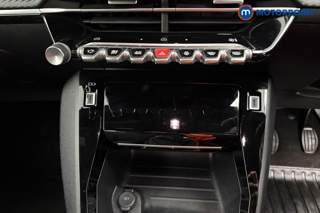 Peugeot 2008 Allure Manual Petrol SUV - Stock Number (1626696) - 10th supplementary image