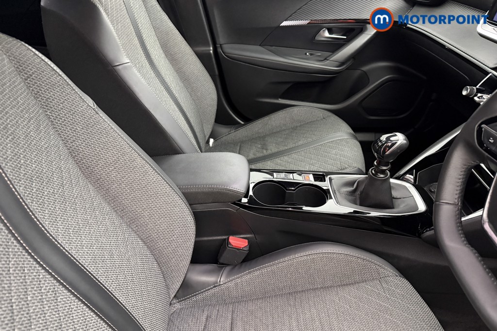 Peugeot 2008 Allure Manual Petrol SUV - Stock Number (1626696) - 12th supplementary image