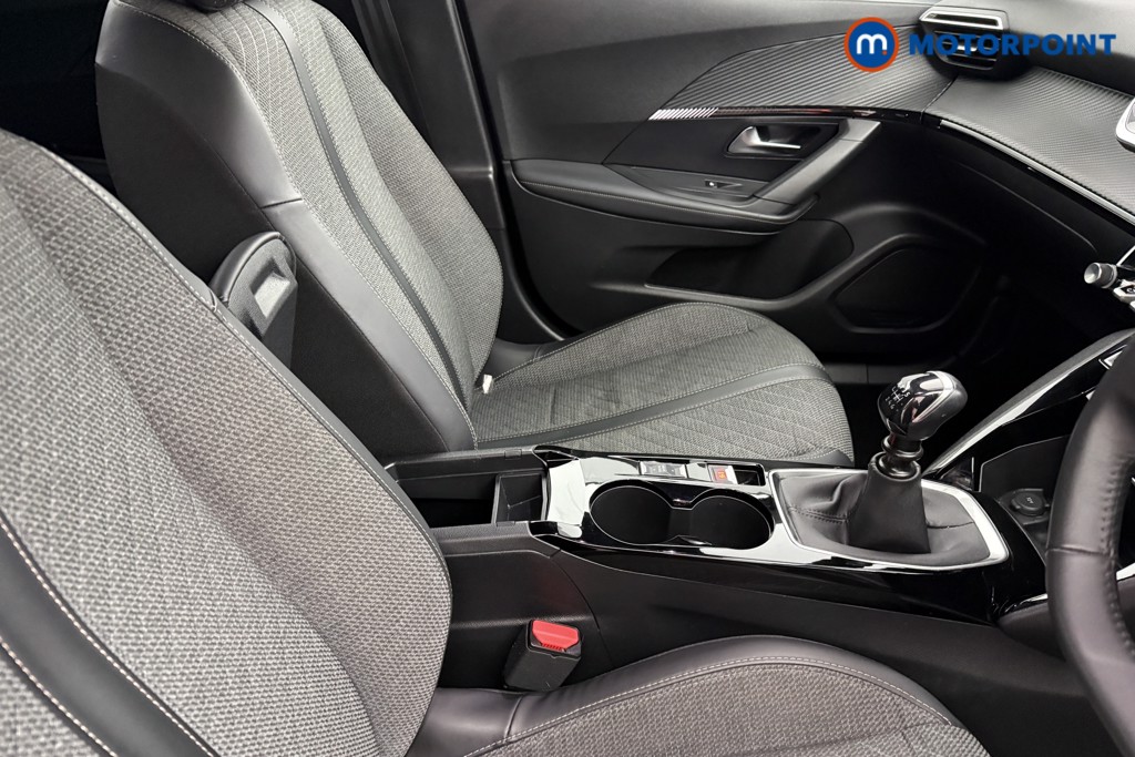Peugeot 2008 Allure Manual Petrol SUV - Stock Number (1626696) - 13th supplementary image