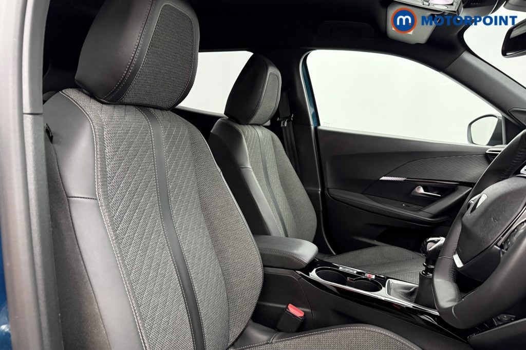 Peugeot 2008 Allure Manual Petrol SUV - Stock Number (1626696) - 14th supplementary image