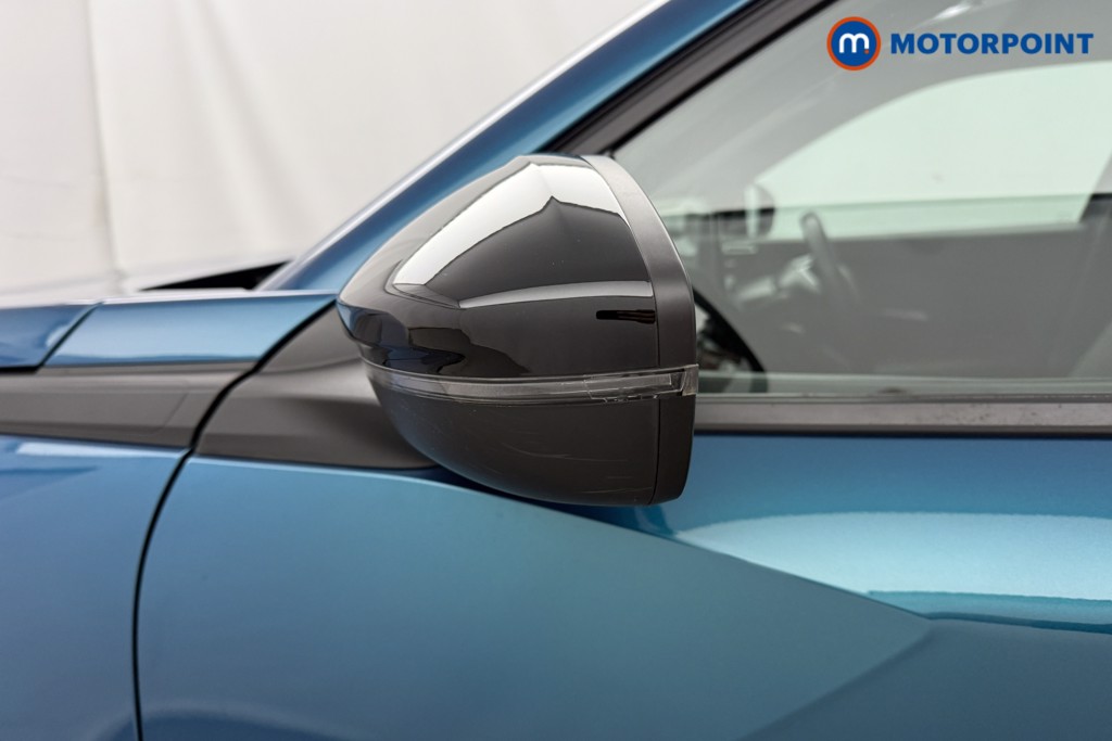 Peugeot 2008 Allure Manual Petrol SUV - Stock Number (1626696) - 22nd supplementary image