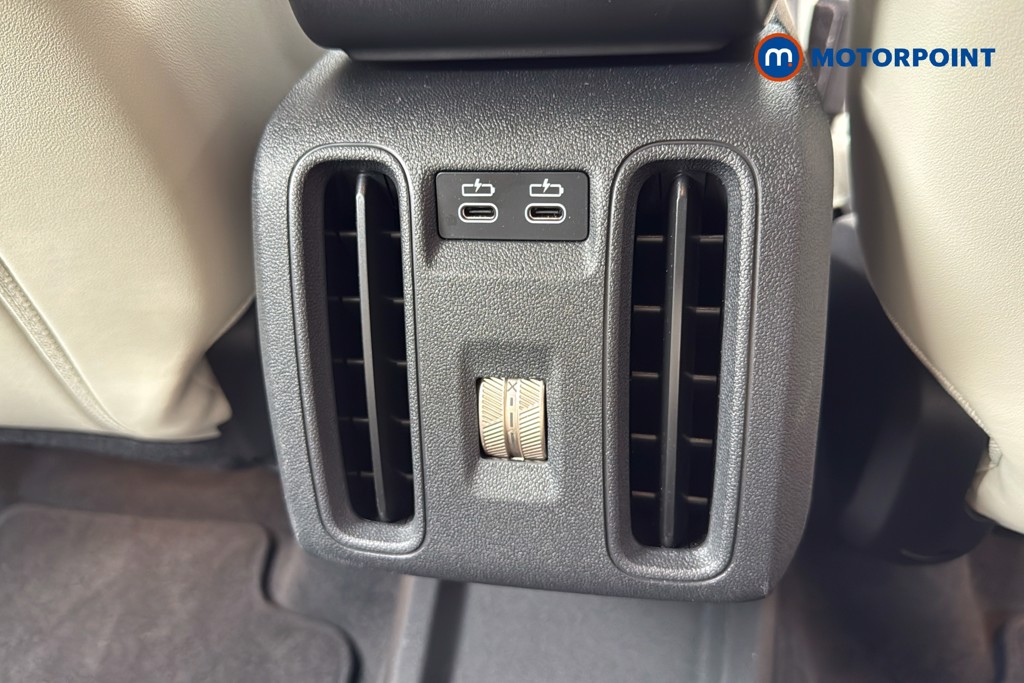 Mini Countryman C Exclusive Automatic Petrol SUV - Stock Number (1626802) - 30th supplementary image