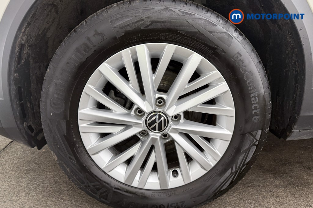 Volkswagen T-Roc Life Manual Petrol SUV - Stock Number (1627270) - 4th supplementary image