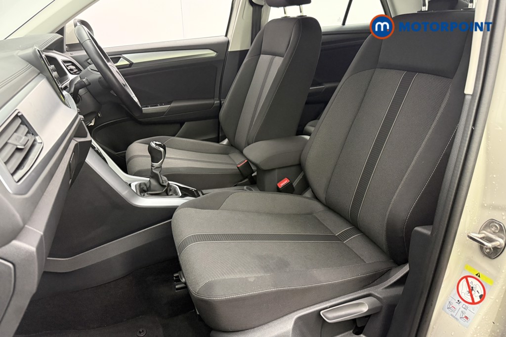Volkswagen T-Roc Life Manual Petrol SUV - Stock Number (1627270) - 5th supplementary image