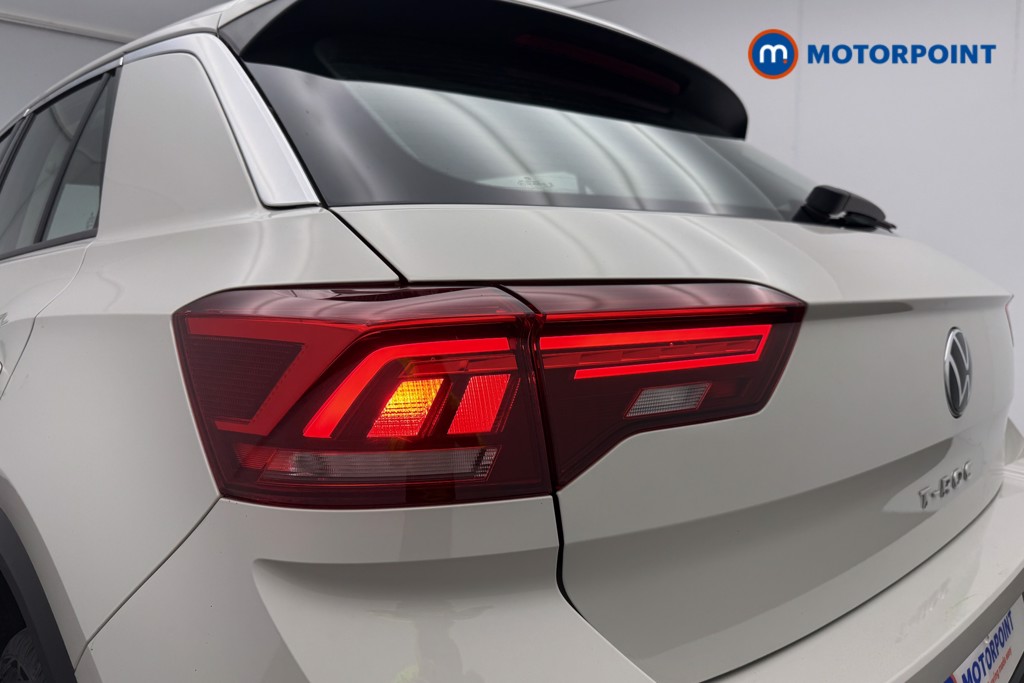 Volkswagen T-Roc Life Manual Petrol SUV - Stock Number (1627270) - 27th supplementary image