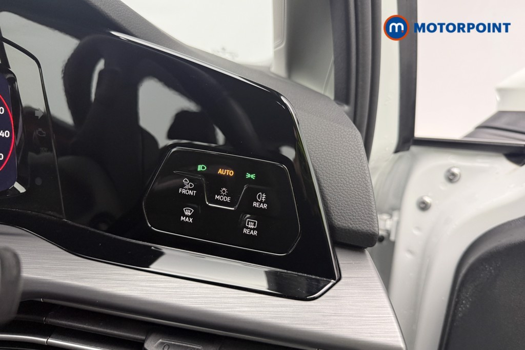 Volkswagen Golf Style Automatic Petrol Plug-In Hybrid Hatchback - Stock Number (1627284) - 21st supplementary image