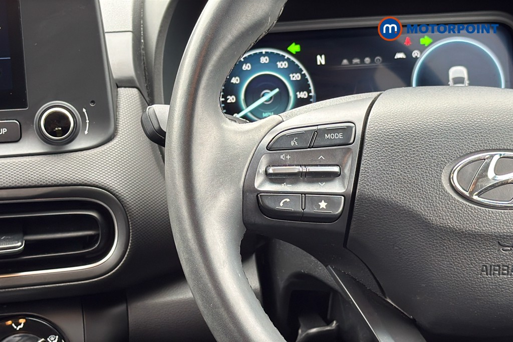 Hyundai Kona Se Connect Manual Petrol SUV - Stock Number (1627522) - 3rd supplementary image