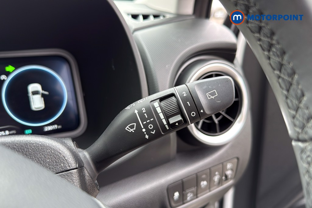 Hyundai Kona Se Connect Manual Petrol SUV - Stock Number (1627522) - 7th supplementary image