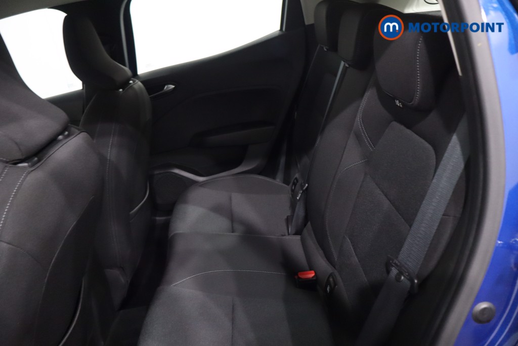 Renault Clio Iconic Edition Manual Petrol Hatchback - Stock Number (1627701) - 5th supplementary image