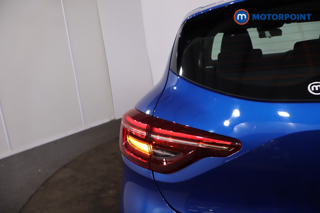 Renault Clio Iconic Edition Manual Petrol Hatchback - Stock Number (1627701) - 35th supplementary image