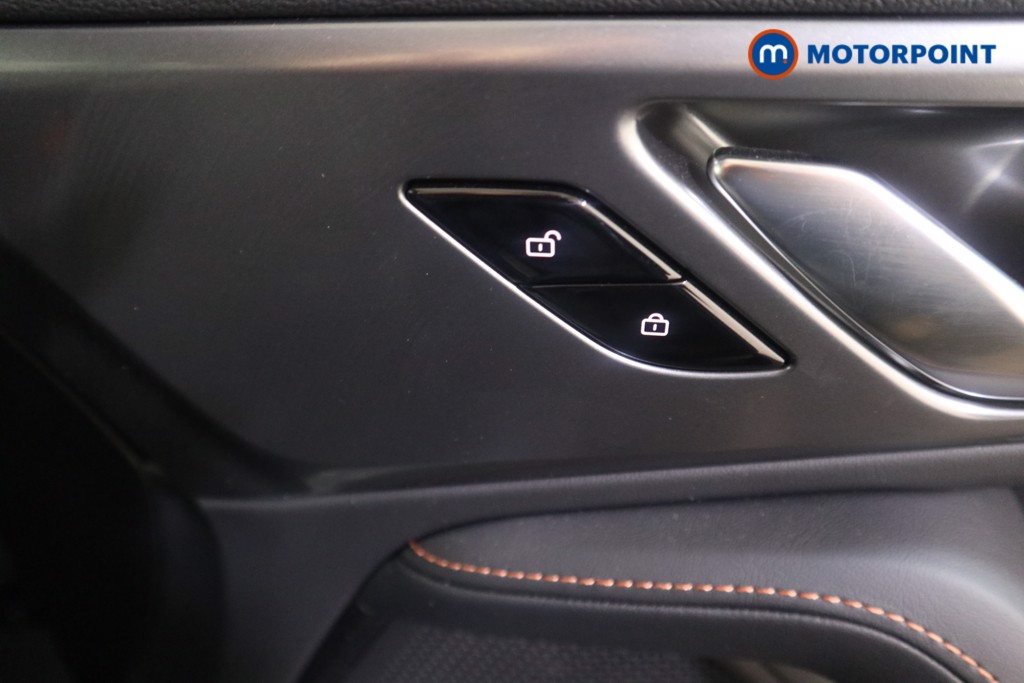 Mg Motor Uk HS Trophy Automatic Petrol Plug-In Hybrid SUV - Stock Number (1627775) - 13th supplementary image