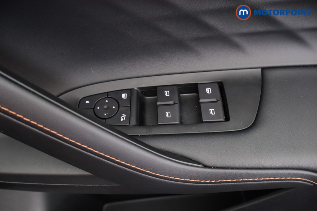 Mg Motor Uk HS Trophy Automatic Petrol Plug-In Hybrid SUV - Stock Number (1627790) - 12th supplementary image