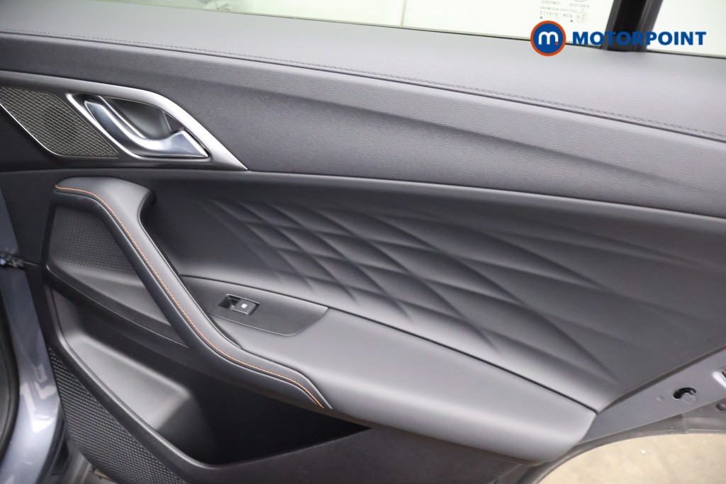 Mg Motor Uk HS Trophy Automatic Petrol Plug-In Hybrid SUV - Stock Number (1627800) - 16th supplementary image