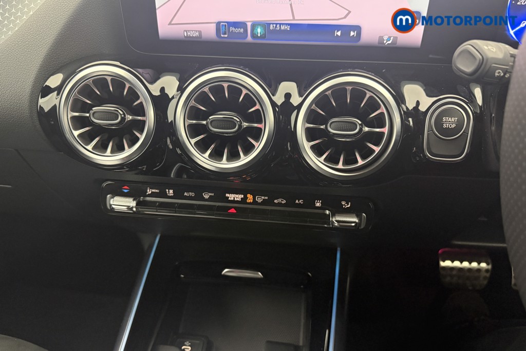 Mercedes-Benz EQA Amg Line Automatic Electric SUV - Stock Number (1627947) - 5th supplementary image