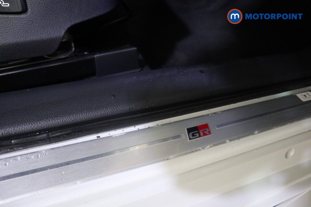 Toyota Corolla Gr Sport Automatic Petrol-Electric Hybrid Hatchback - Stock Number (1628046) - 15th supplementary image