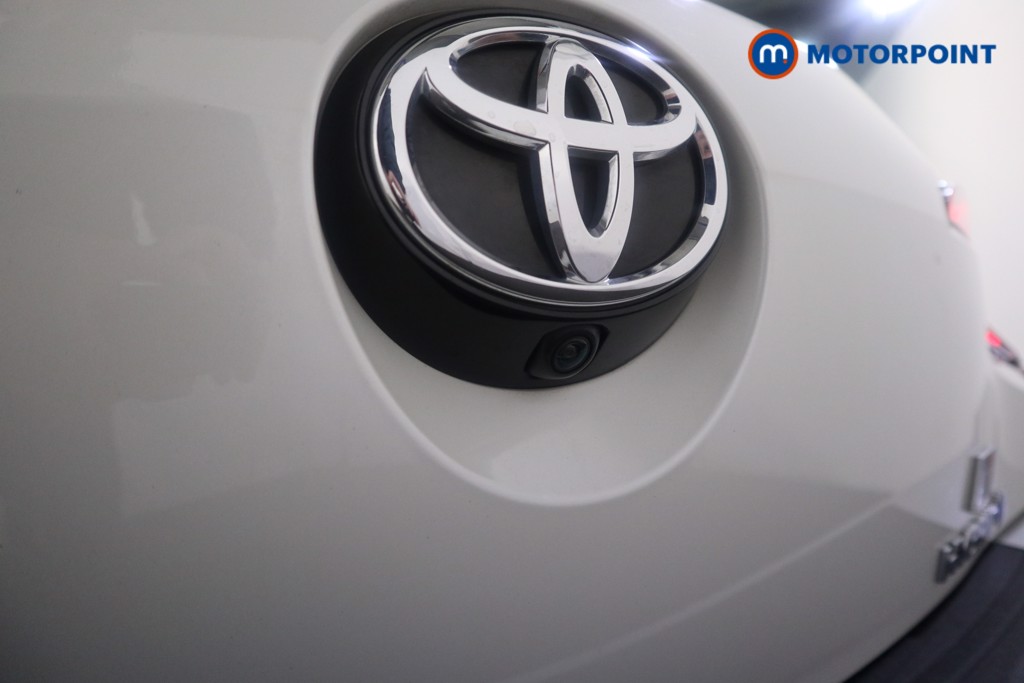 Toyota Corolla Gr Sport Automatic Petrol-Electric Hybrid Hatchback - Stock Number (1628046) - 28th supplementary image