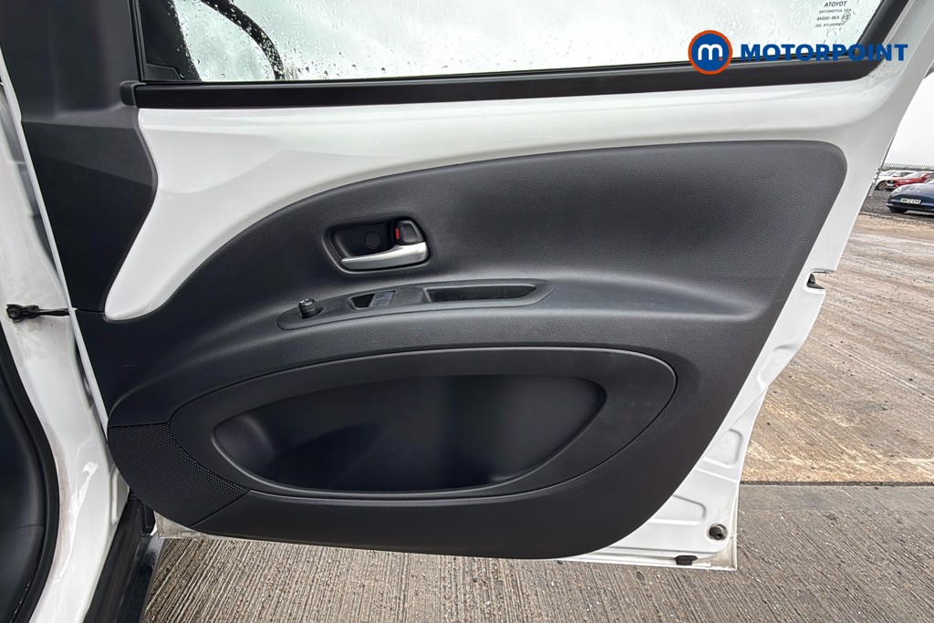 Toyota Aygo X Pure Manual Petrol Hatchback - Stock Number (1628242) - 19th supplementary image