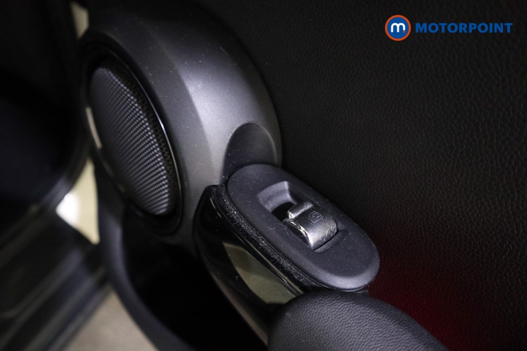 Mini Hatchback Cooper S Classic Automatic Petrol Hatchback - Stock Number (1628539) - 17th supplementary image